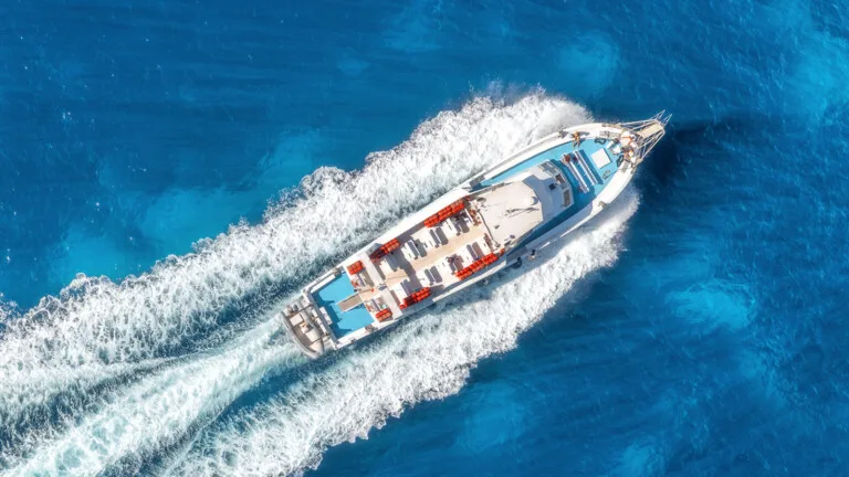 Andaman Wave Master · Phuket - Koh Lanta Speedboat Ticket (안다만웨이브 · 푸켓 ↔ 꼬 란타 스피드보트 티켓)